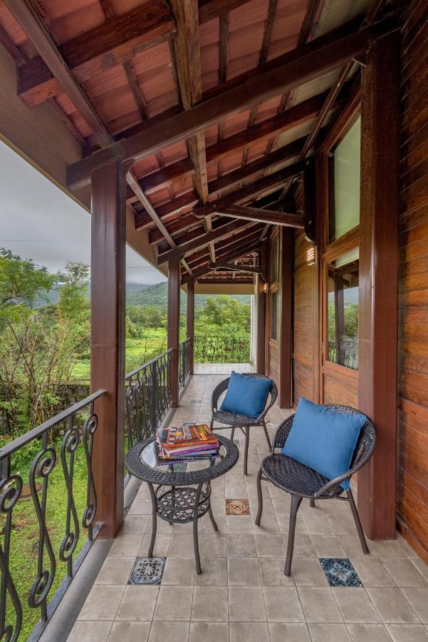 Saffronstays Boulevard Loghouse - A Wooden Chalet Amidst Nature Kārli Exterior foto